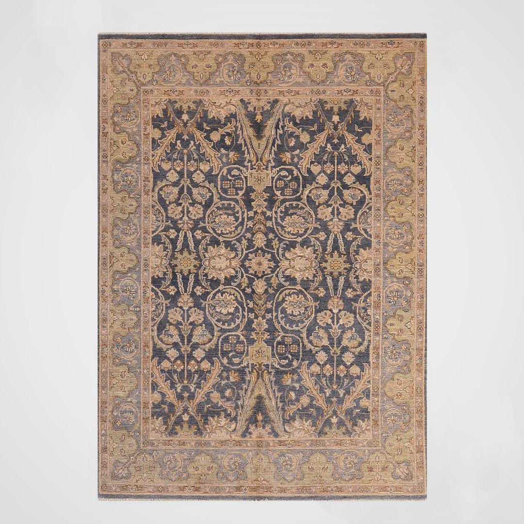Handmade Turkish Uşak Rug: Vintage Wool Oriental Carpet, 5x6.5 ft