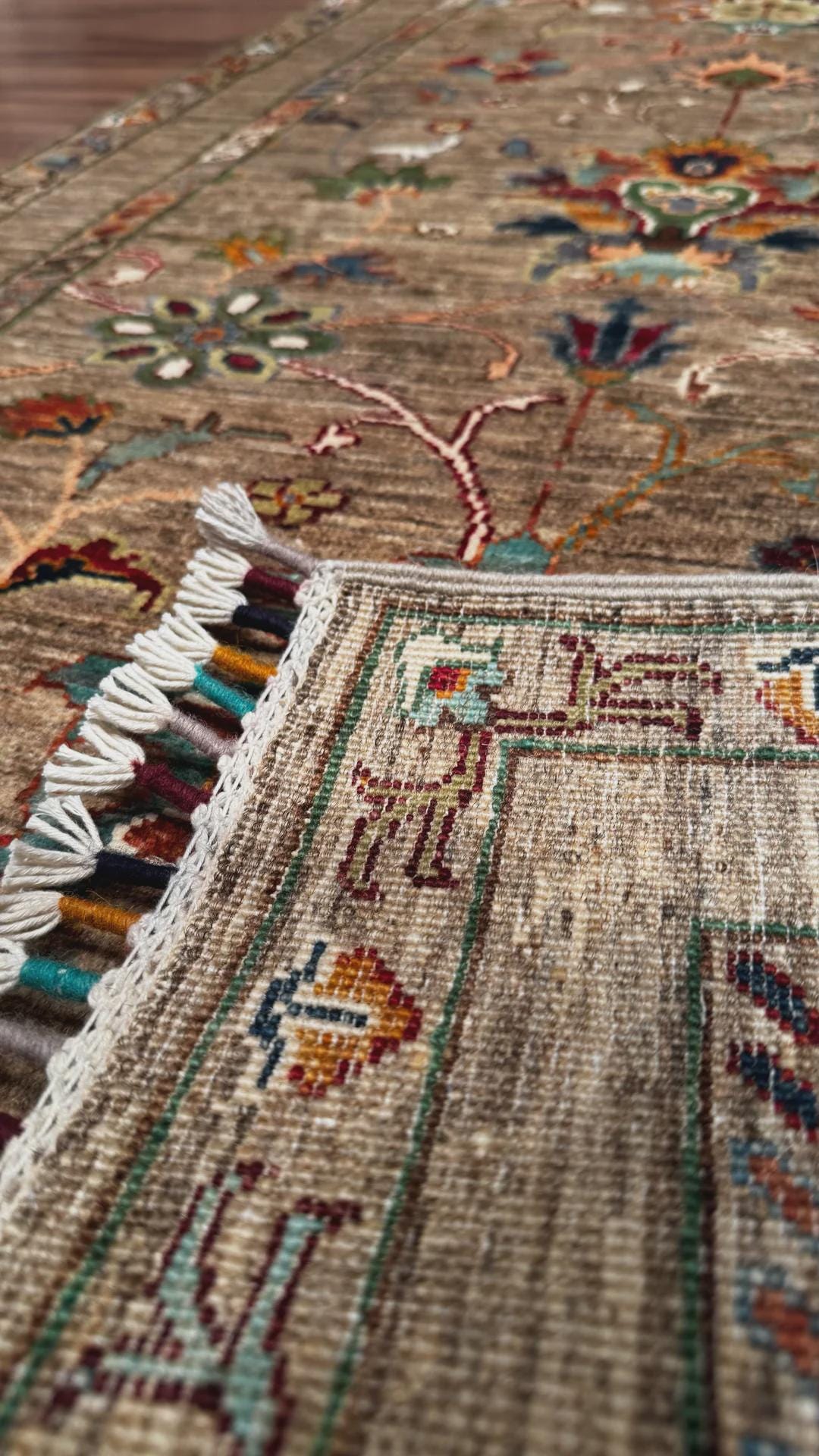 Sultani Floral Runner Original Hand-Woven Beige Root Dye Wool Carpet 0.83x259