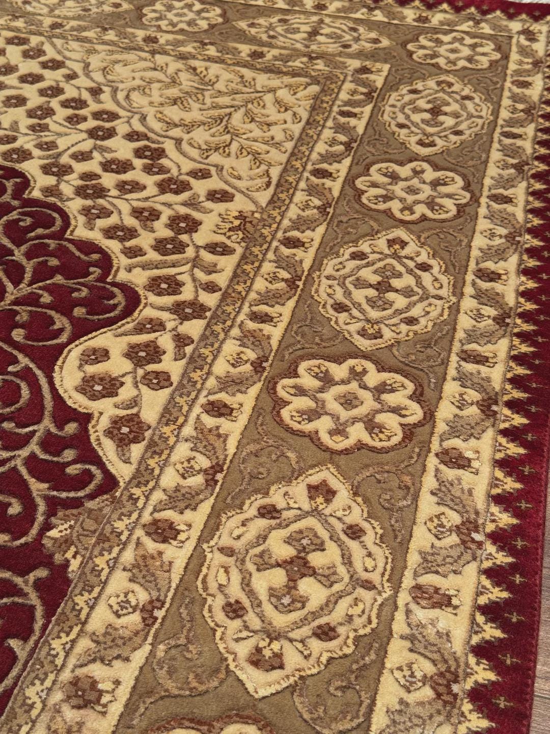 Indian Original Hand-Woven Beige Red Wool Bamboo Carpet 174x240