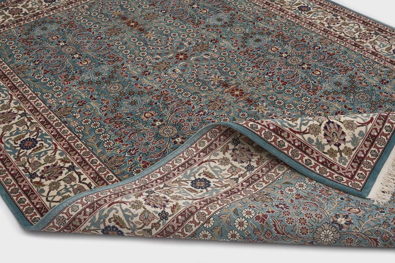 Hand-Knotted Hereke Turkish Rug: Wool & Silk Oriental Carpet (197x296 cm) Collector’s Piece