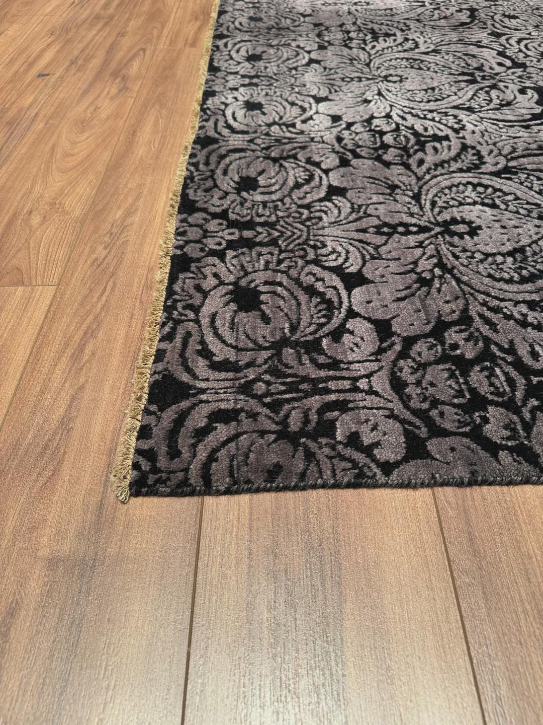 Black Gray Handwoven Turkish Rug – Bamboo & Wool Blend – 170x240 cm – Modern Floral Carpet